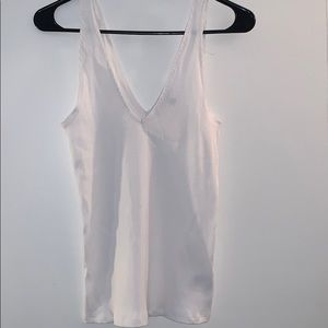 Express double-V tank